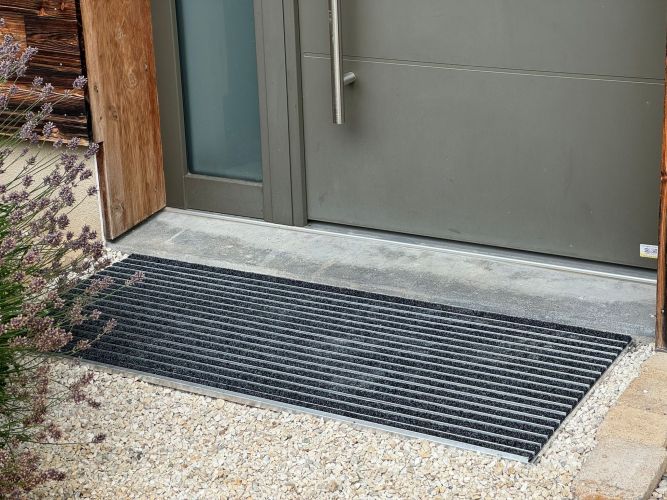 Doormat 10R + Frame 13 mm - 100cm x 100cm